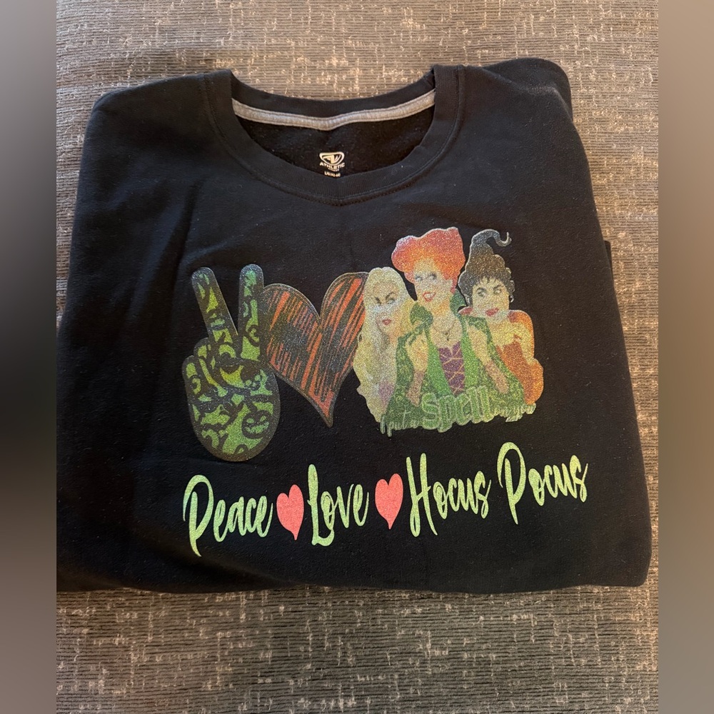 Black Hocus Pocus Graphic Sweatshirt